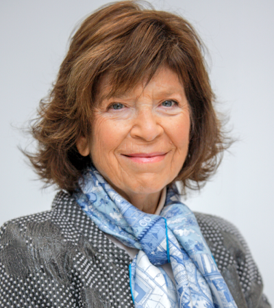 Dr. Silvia Gold